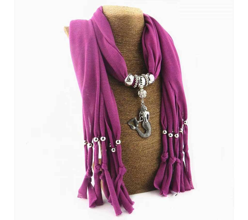 Ladies scarf with pendant