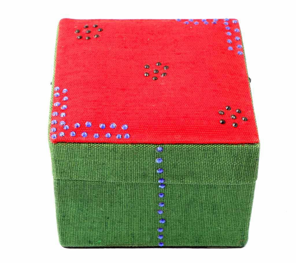 Exclusive Design Red Green Jewelry Box