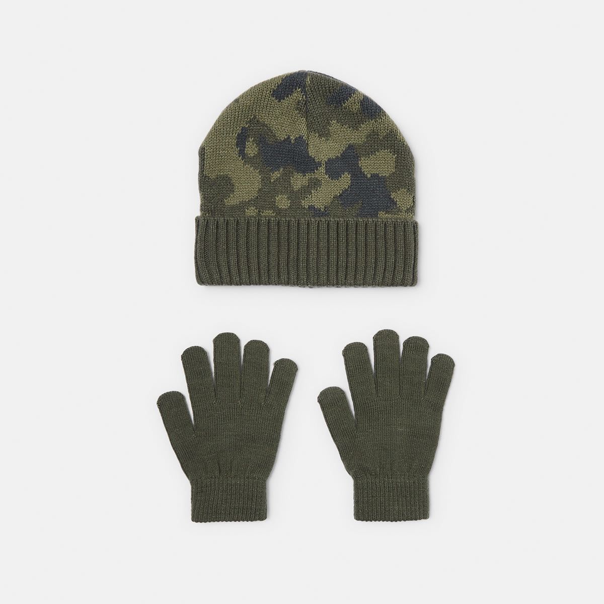 Camo Beanie and Gloves Set