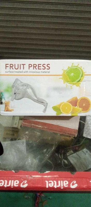 scarelett Aluminium Hand Juicer  (Silver)