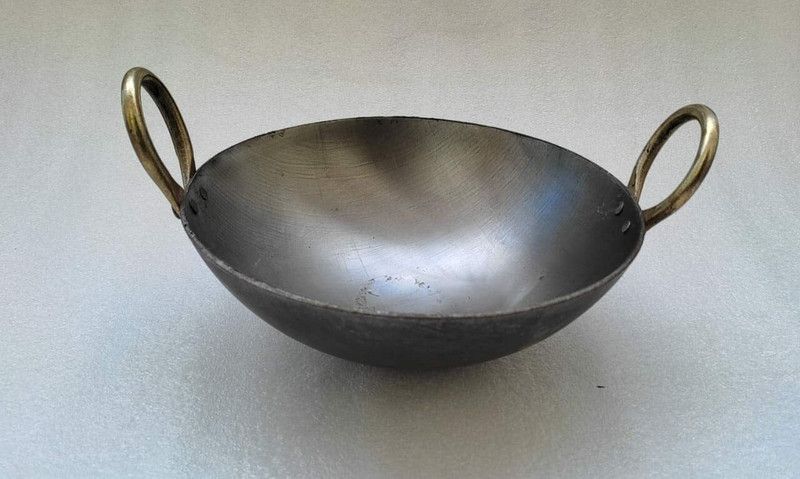 Aaghnya Kadhai 30 cm diameter 1 L capacity  (Iron)