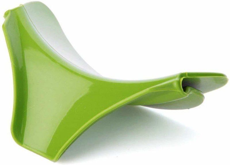VAJIN Slip On Pour Soup Spout Funnel for Pots Pans and Bowls Silicone Funnel  (Green, Pack of 1)