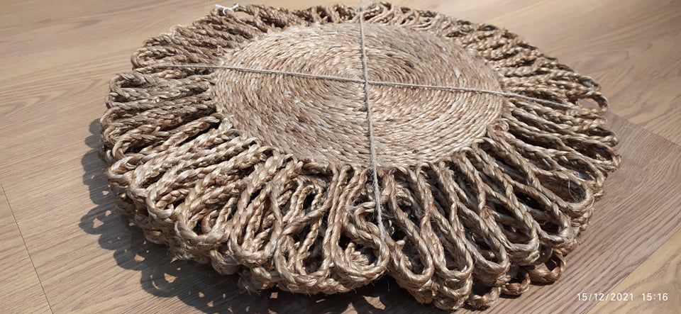 Lucas Round Jute Place Mats (Set of 6)