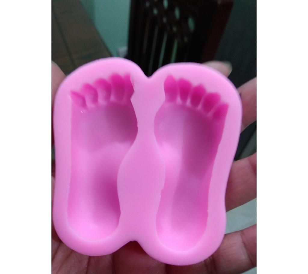 cake decorating footprint mould