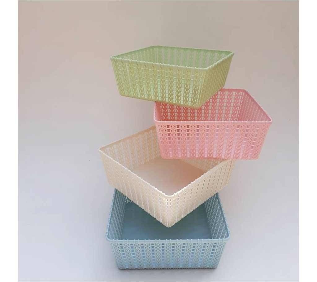 SQUARE PLASTIC BASKET - SMALL
