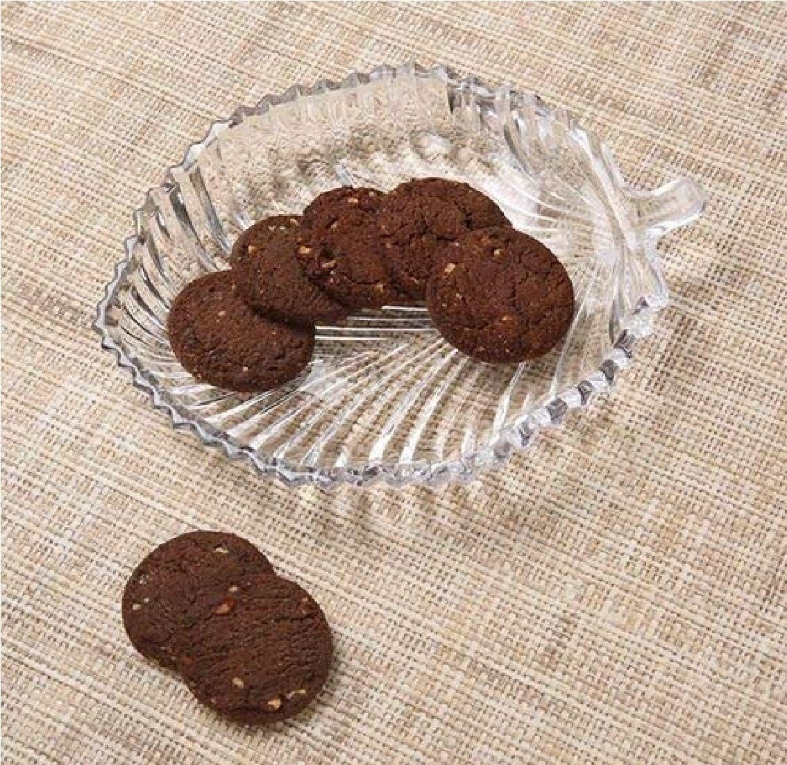 Leaf Shape Plastic Serving Plate (10*9*1 Inches).