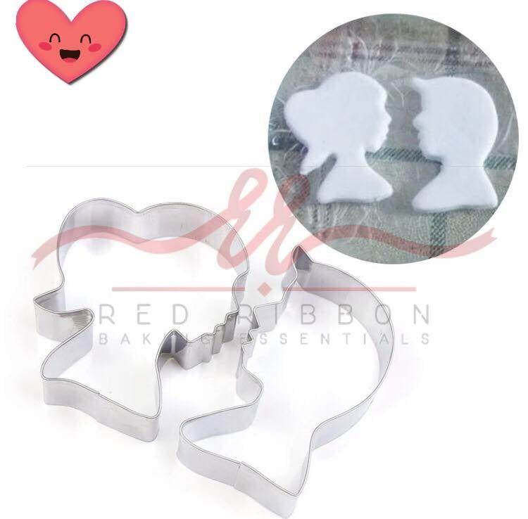Girl-Boy Cookie Cutter Cake Decorating !!