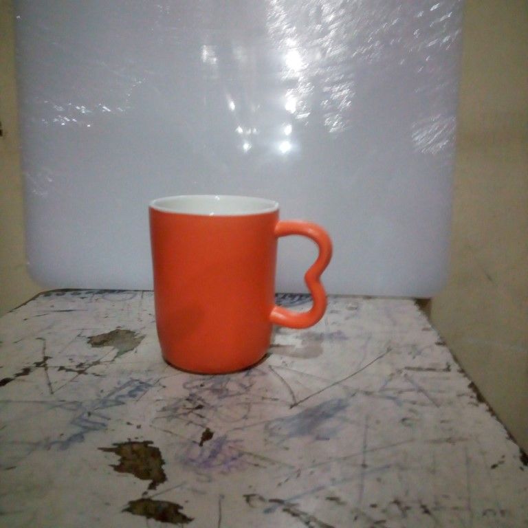 Ceramic Coffee Mug With Heart Shape Handle  - 73150.