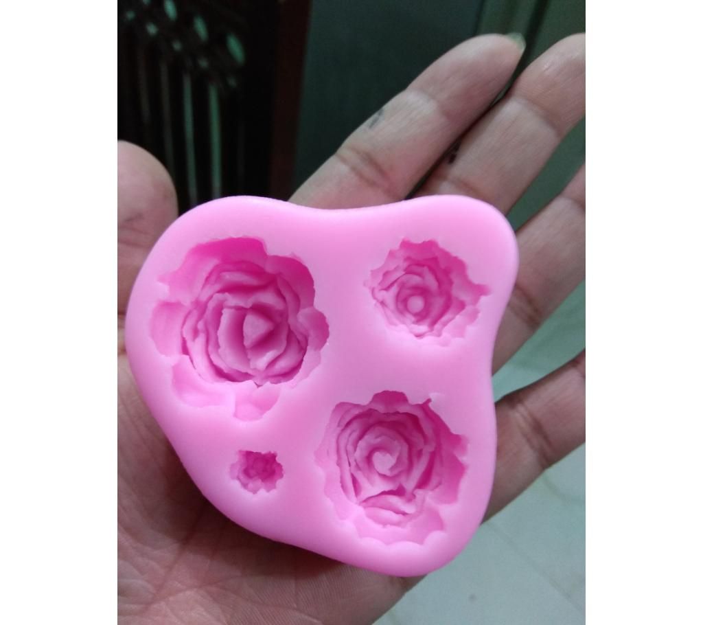4 Cavity Flower Cake Mould
