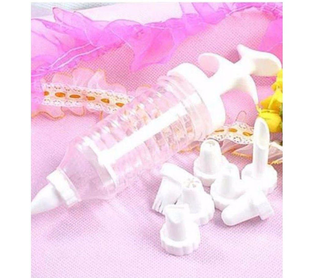 Cake decoration tools