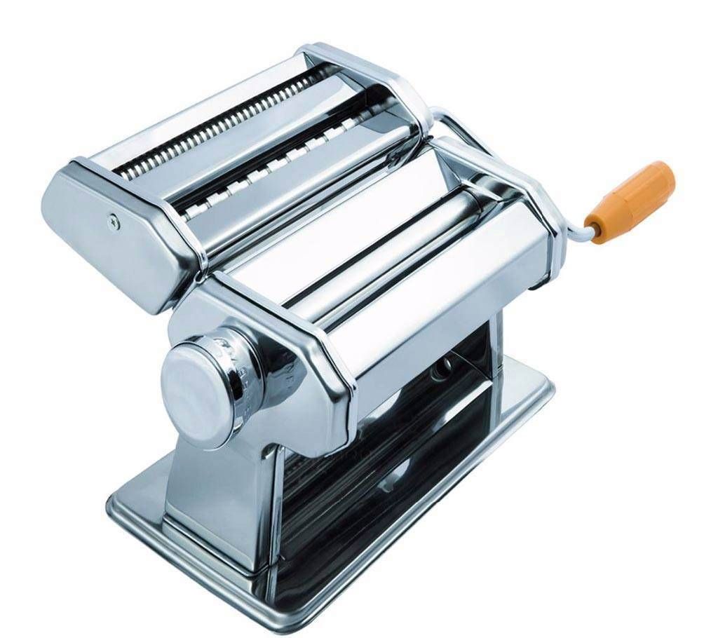 Hand pressing noodles-pasta maker 