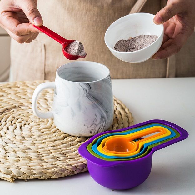 Professional 6 Pcs Set colorful bakeware scoop Baking cups measuring cup for kitchen