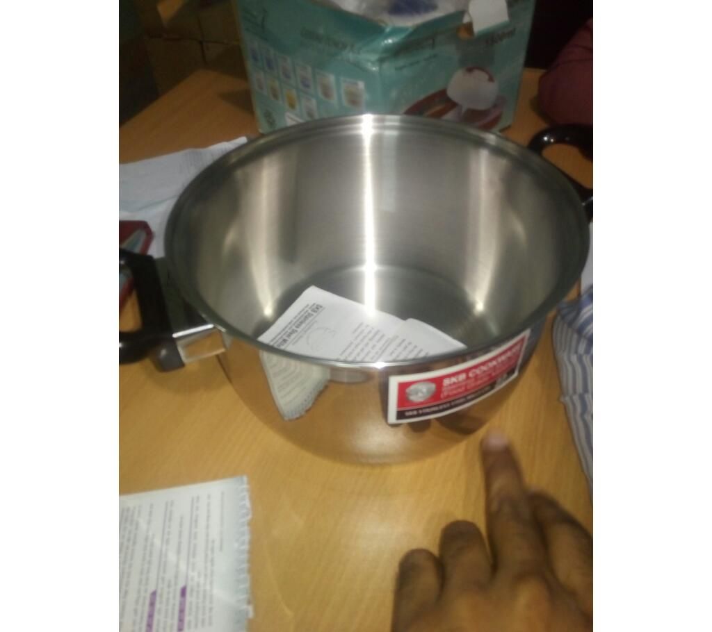 Saucepan.