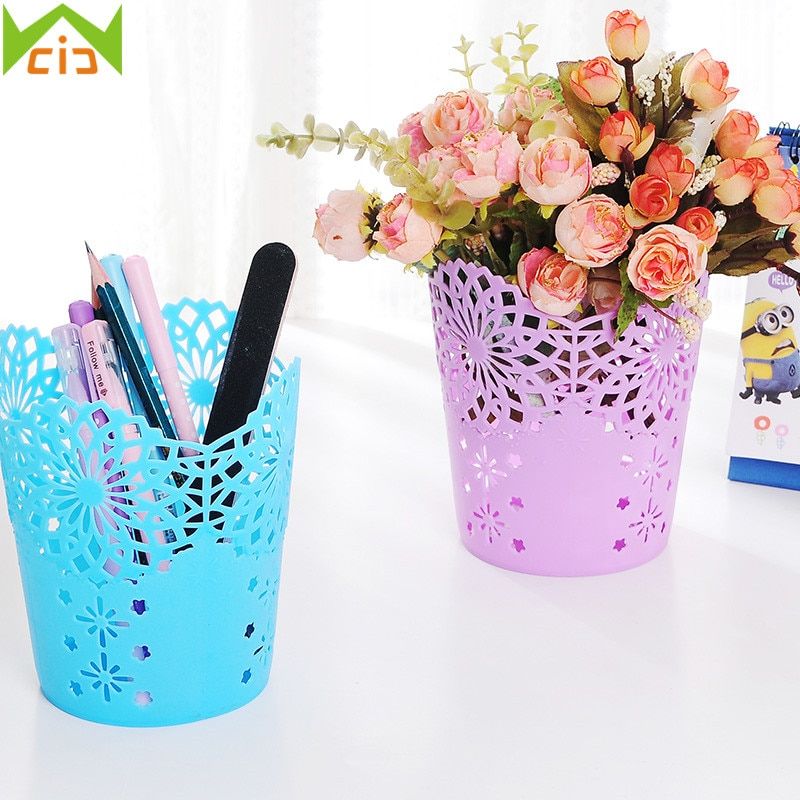 Plastic Hollow Out Flowers Basket Makeup Brush Holder