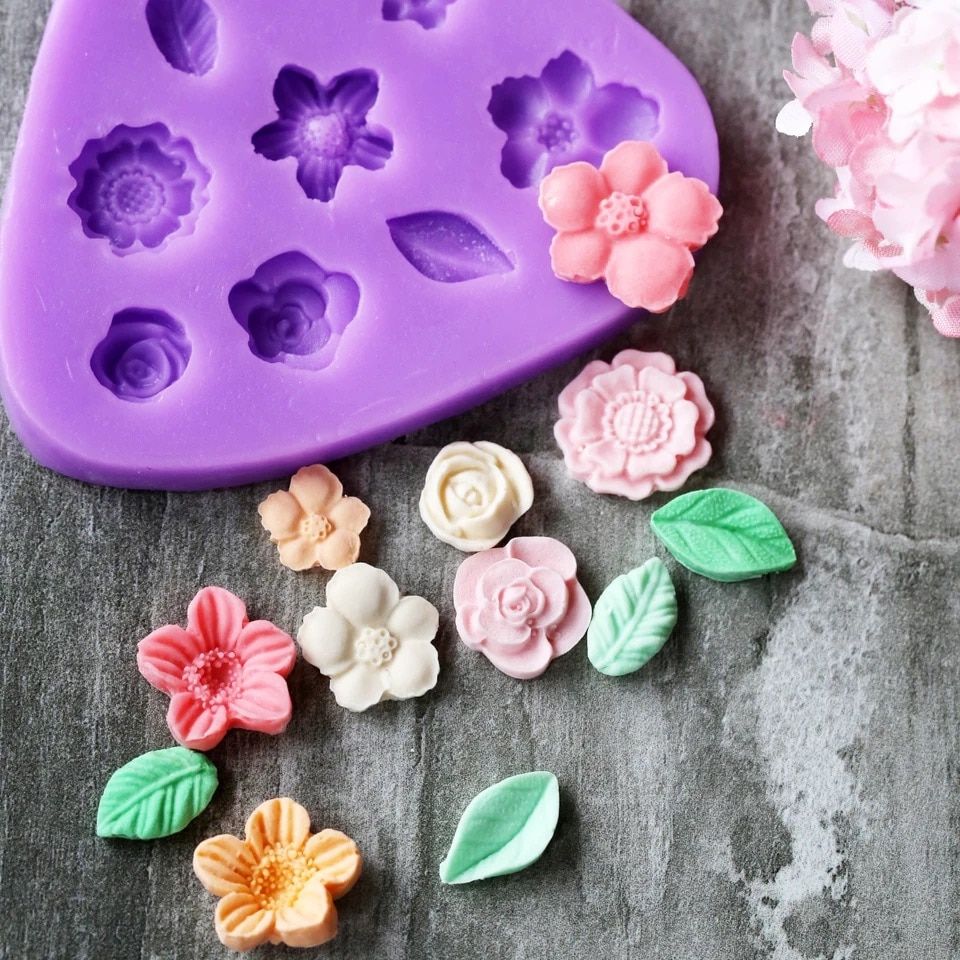 HOHOBLANC New product All kinds of flowers modeling 3D DIY soap /Chocolate/ jelly silicone  molds mini flower cake decoration