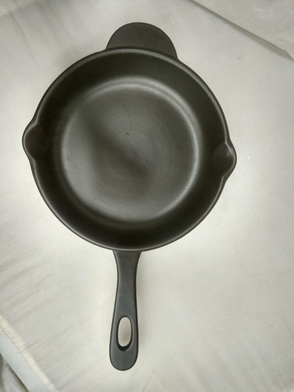 Cast Ceramic Frying Pan AB2114