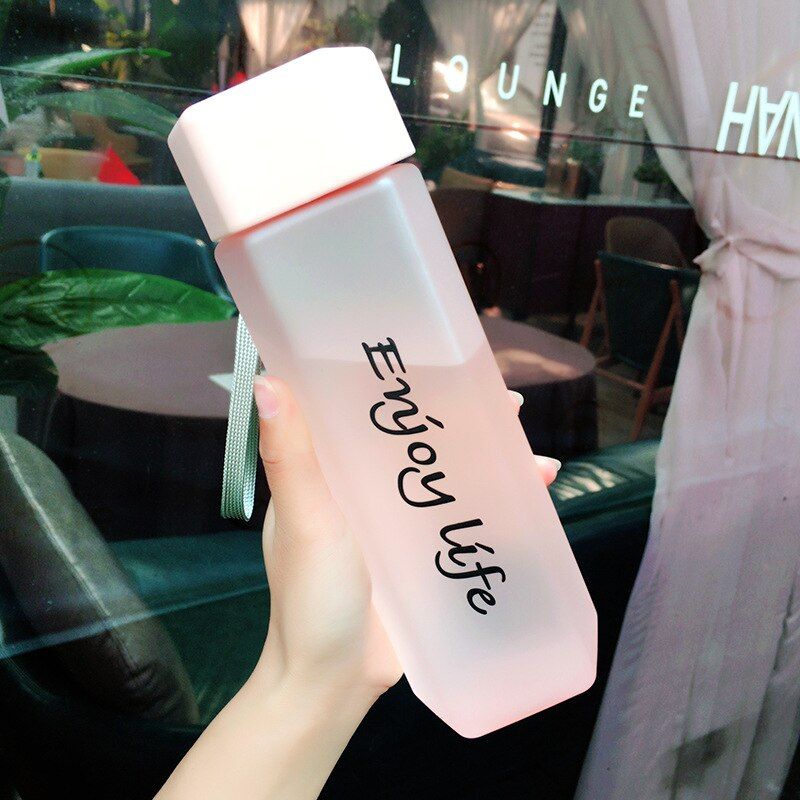 780ml /550ml Sport Cup Couple Water Cup Plastic Portable Tarvel Outdoor Rope Water Bottle Juice Milk Mug BPA Free Tea Cup