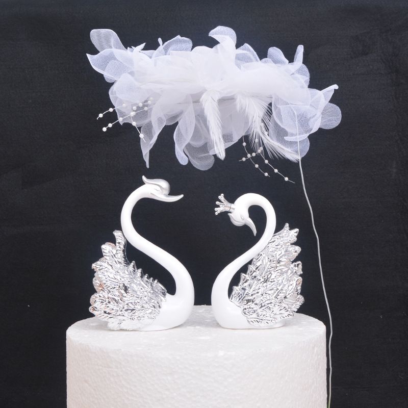 White pearl feather net topper- 1pcs