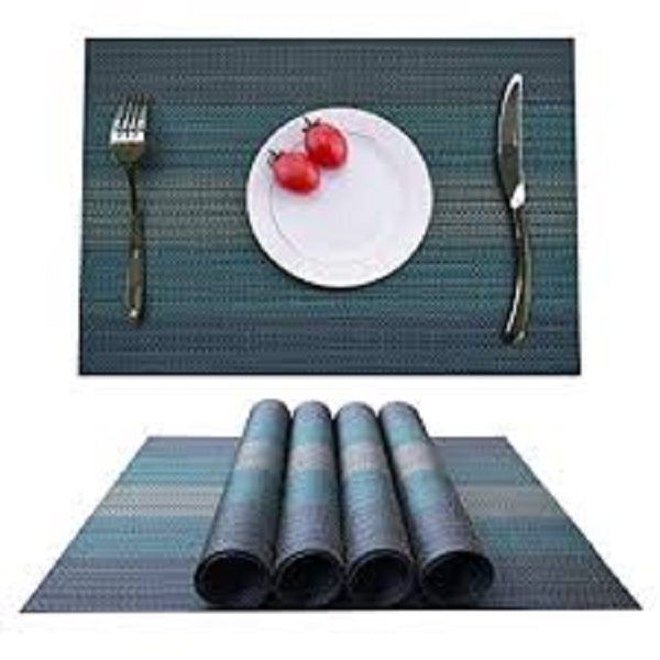 Place mats Set of 6 for Dining Table Washable Woven Vinyl Placemat Non-Slip Heat Resistant Kitchen Table Mats Easy to Clean