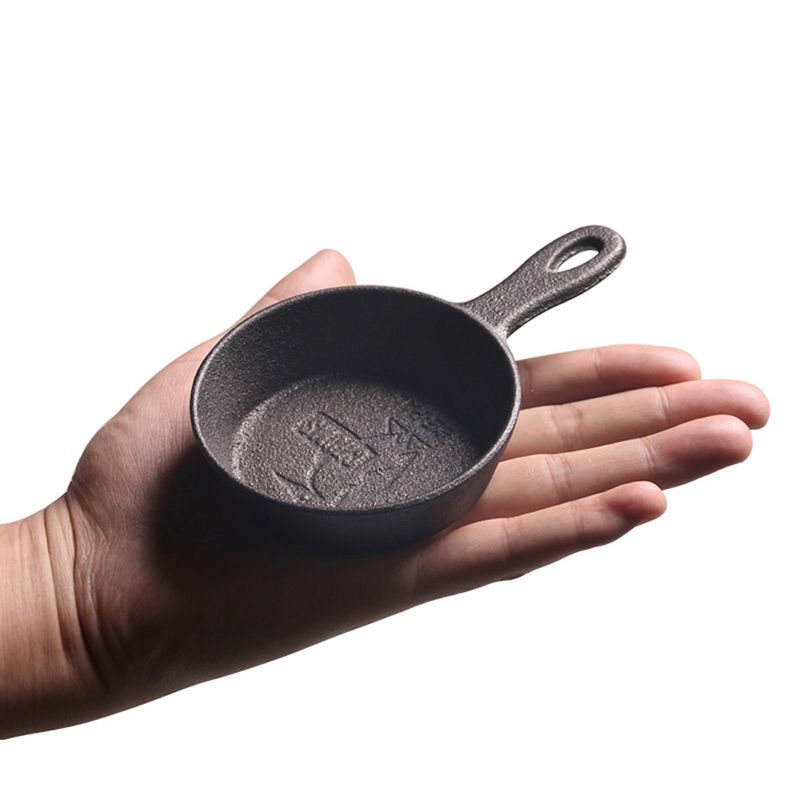 8.5CM Cast Iron Skillet Non-stick Mini Egg Frying Pan for Kitchen Cookware