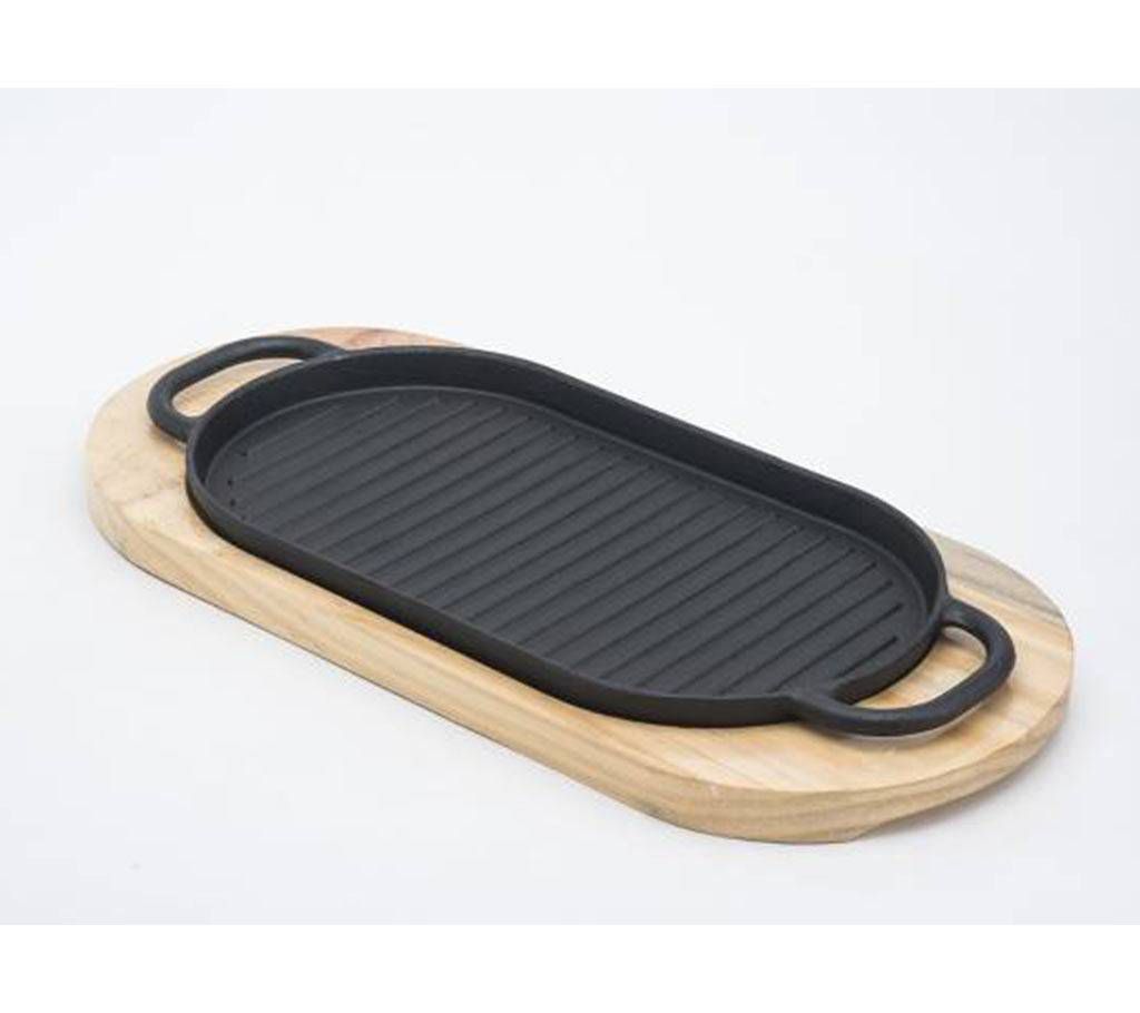 Cast Iron Sizzler Dish With Wooden Tray