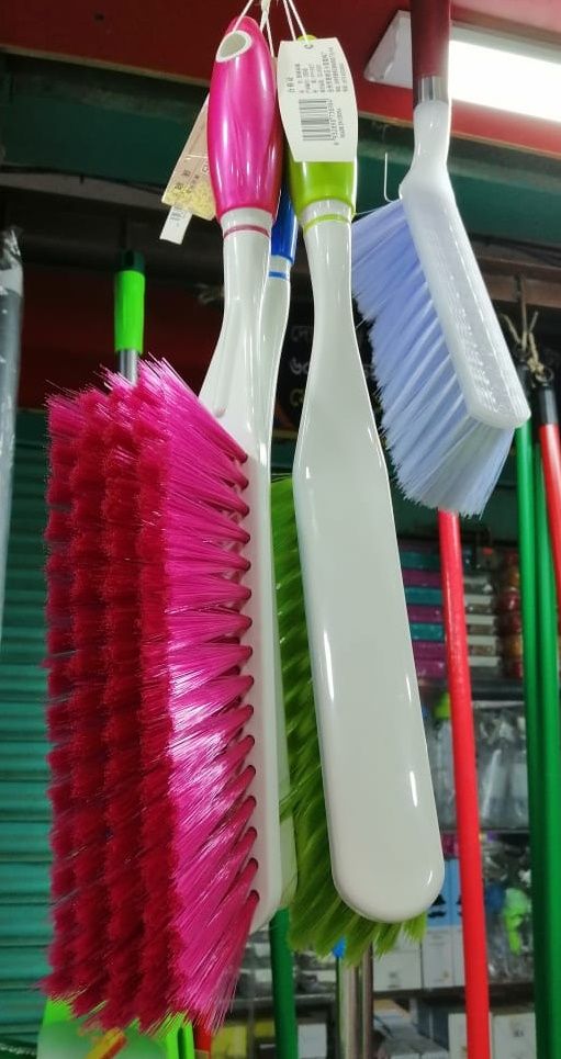 Soft Medium Handle Carpet Cleaning Brush Multicolor 1pcs