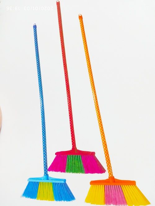 Mata-Dor Long Handle Broom Mata-Dor Long Handle Broom