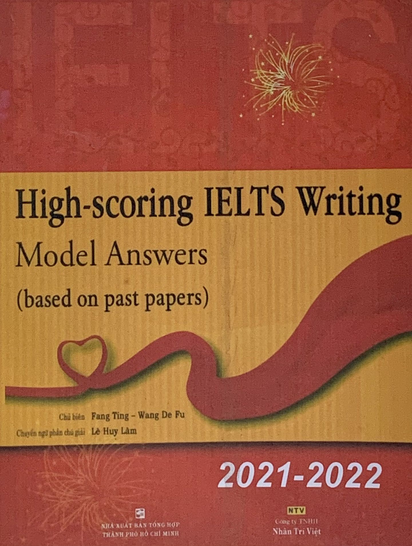 High-Scoring IELTS Writing Model Answers ( based on past papers )