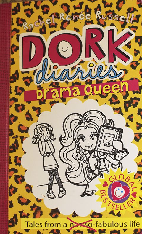 Dork Diaries Drama Q u e e n - Paperback