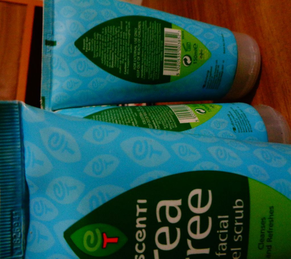 Escenti Tea Tree Facial Gel
