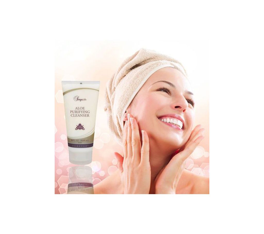 Sonya Aloe Purifying Cleanser by Forever