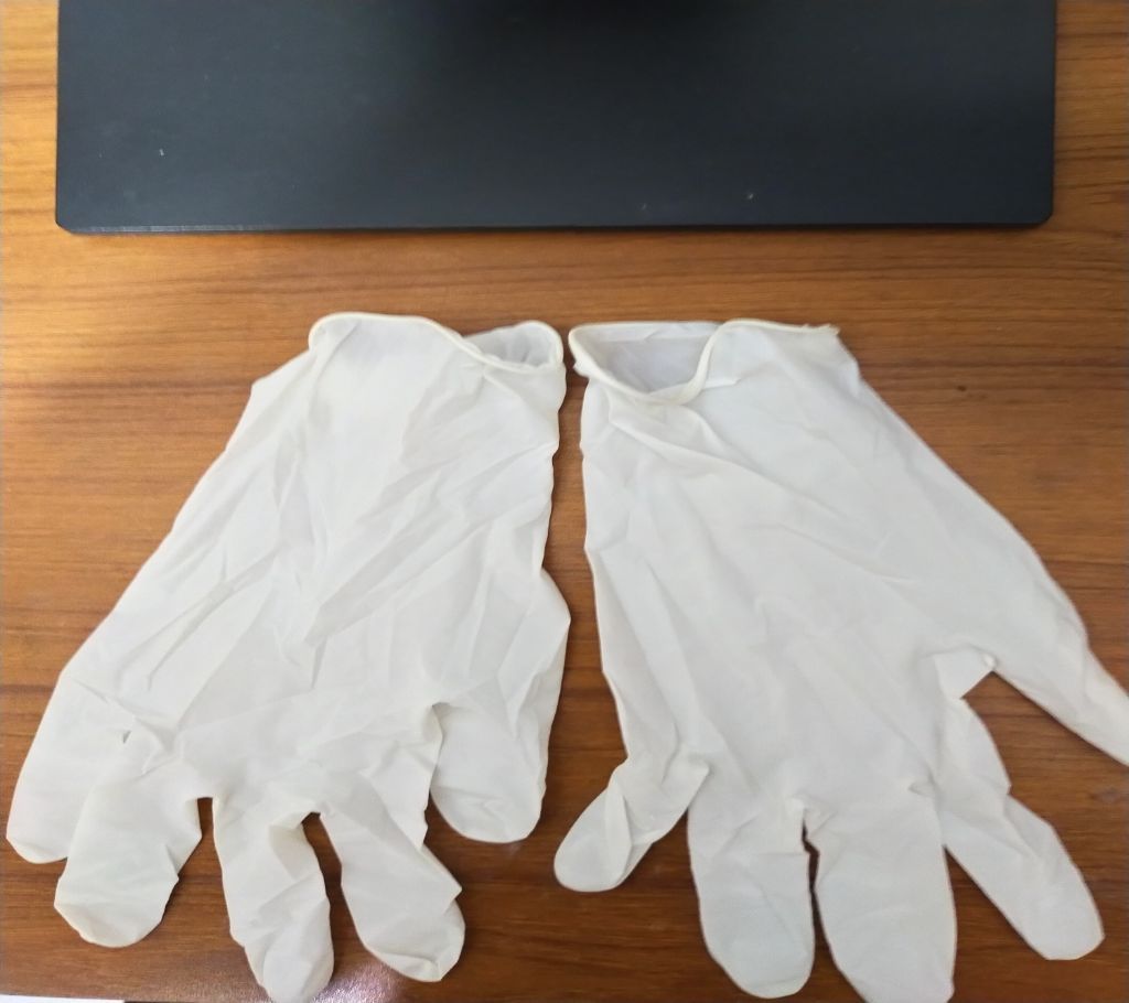 2 piece Hand gloves