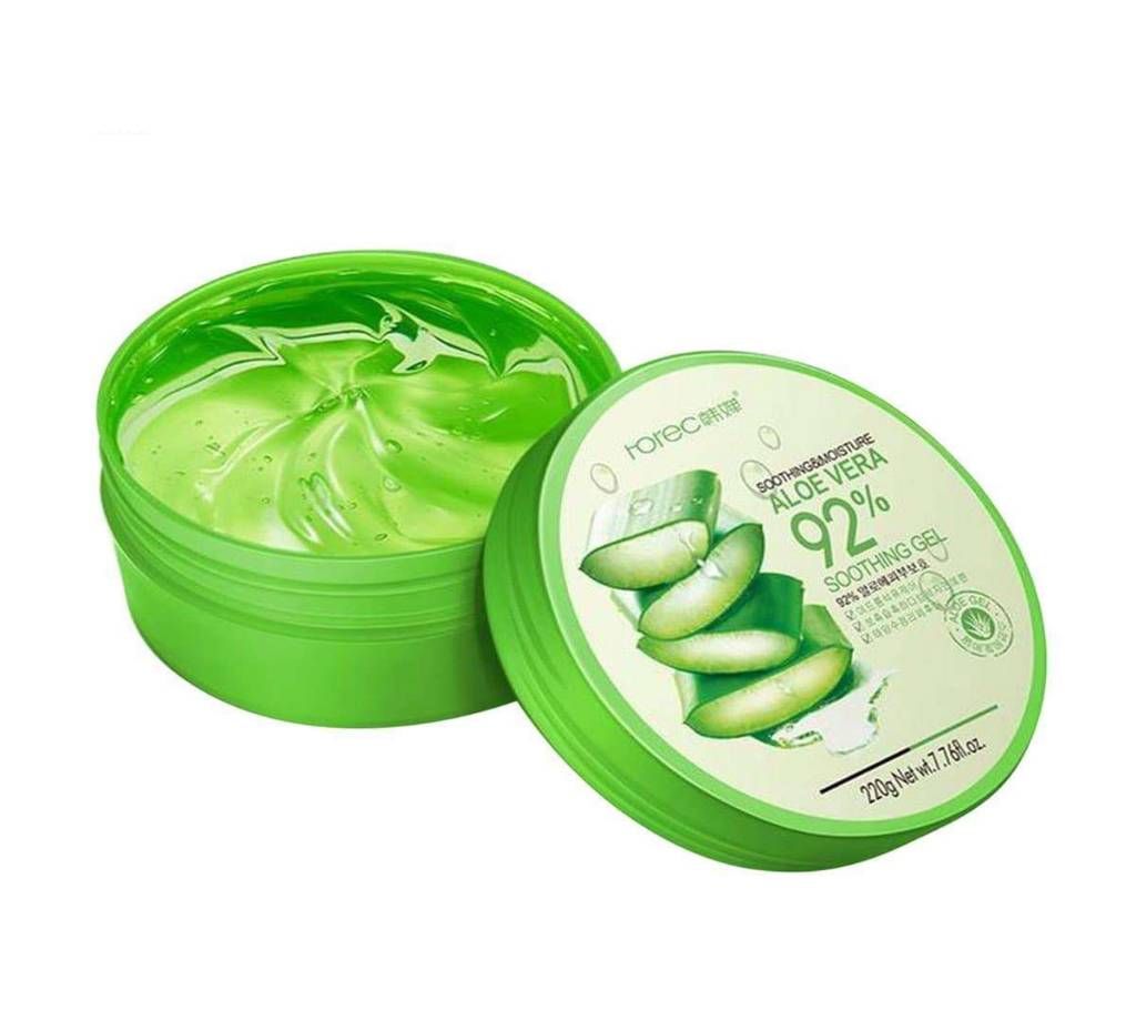 92% Smoothing and Moisture Aloe Vera Gel - 220 gm(China)