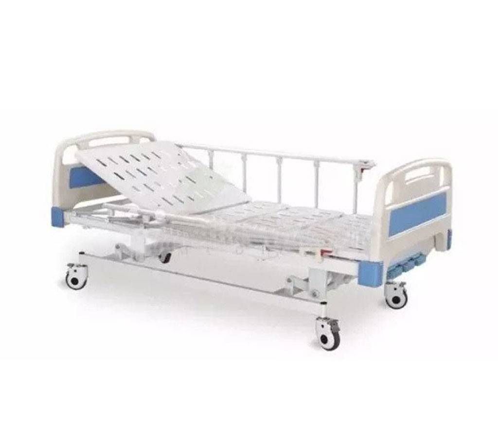 Hospital bed with two revolving levers