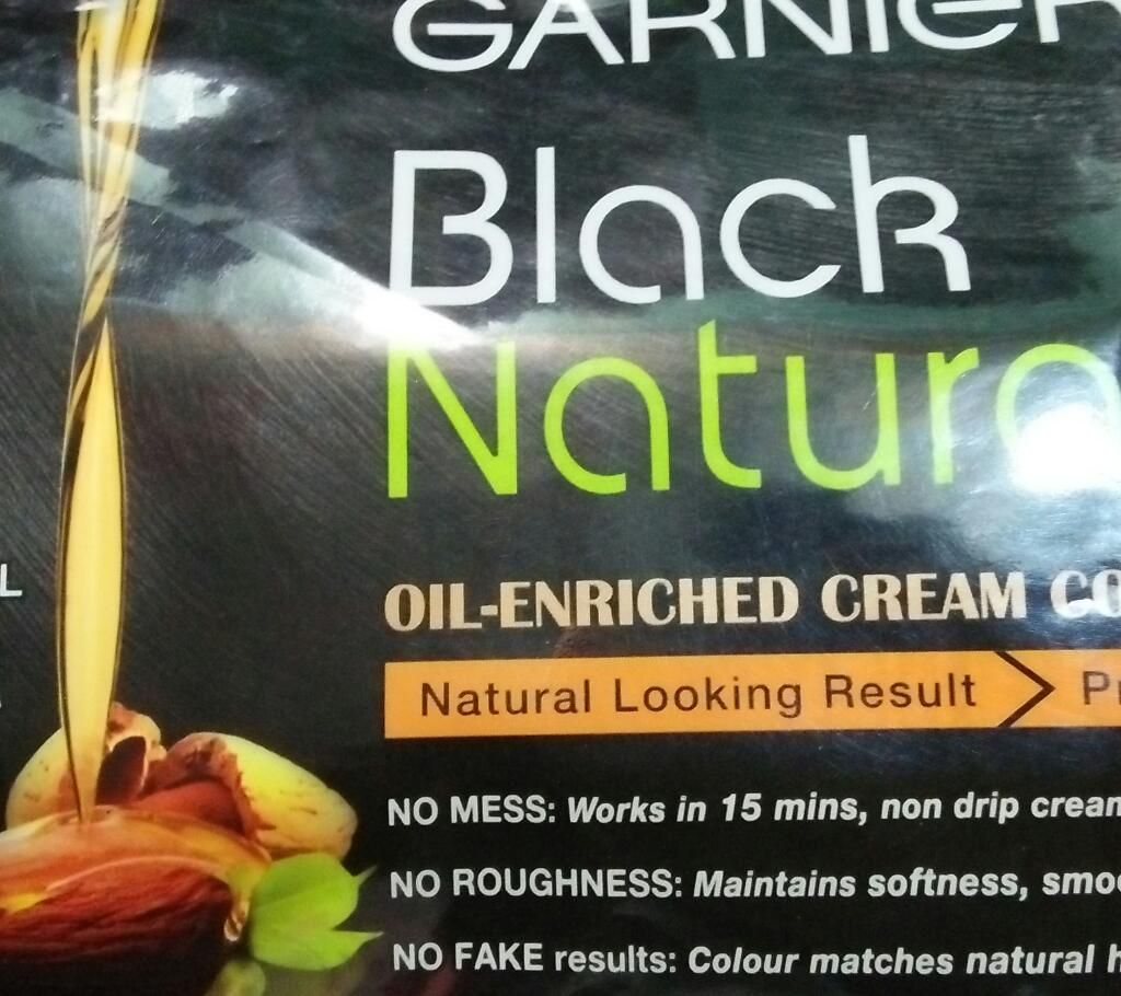 GARNiER hair black naturals colour.