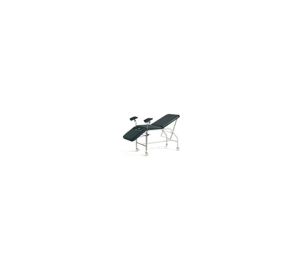 Gynaecological bed