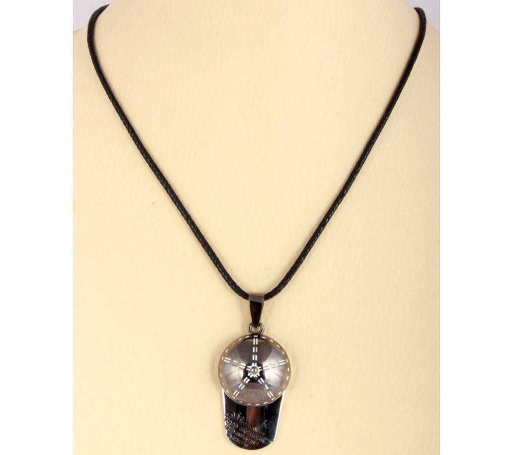 Manz Locket with Chain