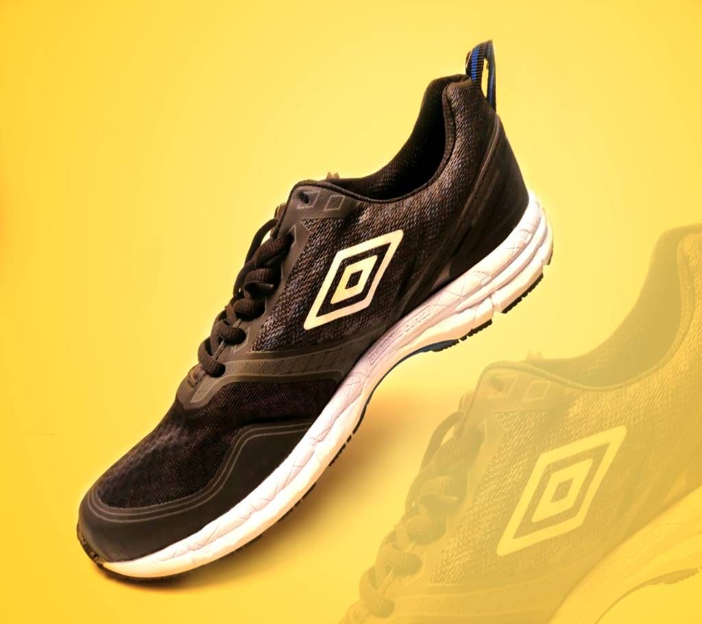 New fashionable stylish sneakers