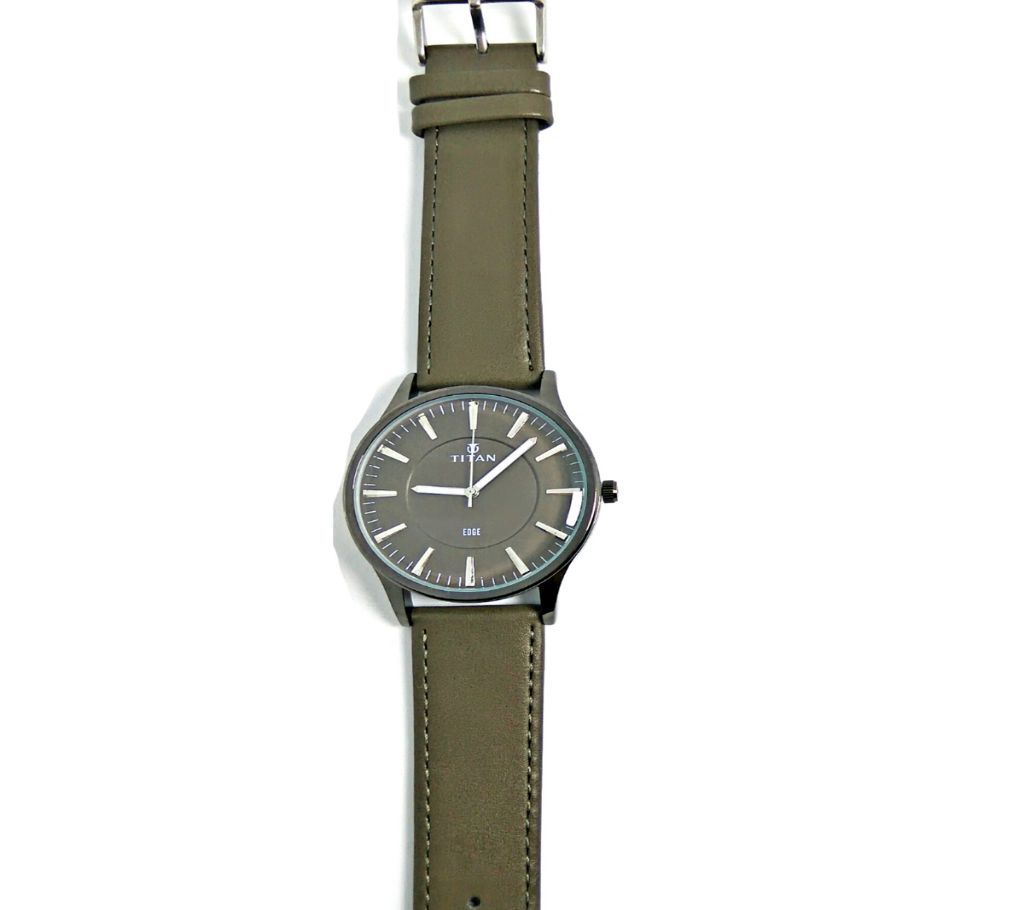Titan Battle analog Bottle Green Wrist Watch for Men 