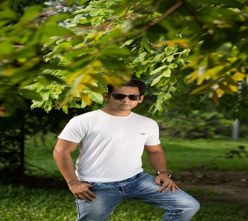 China Slim Fit Stress T-Shirt