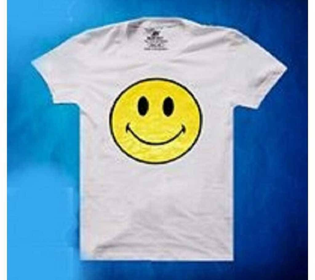 Menz Half sleeve whitr Color Tshirt.