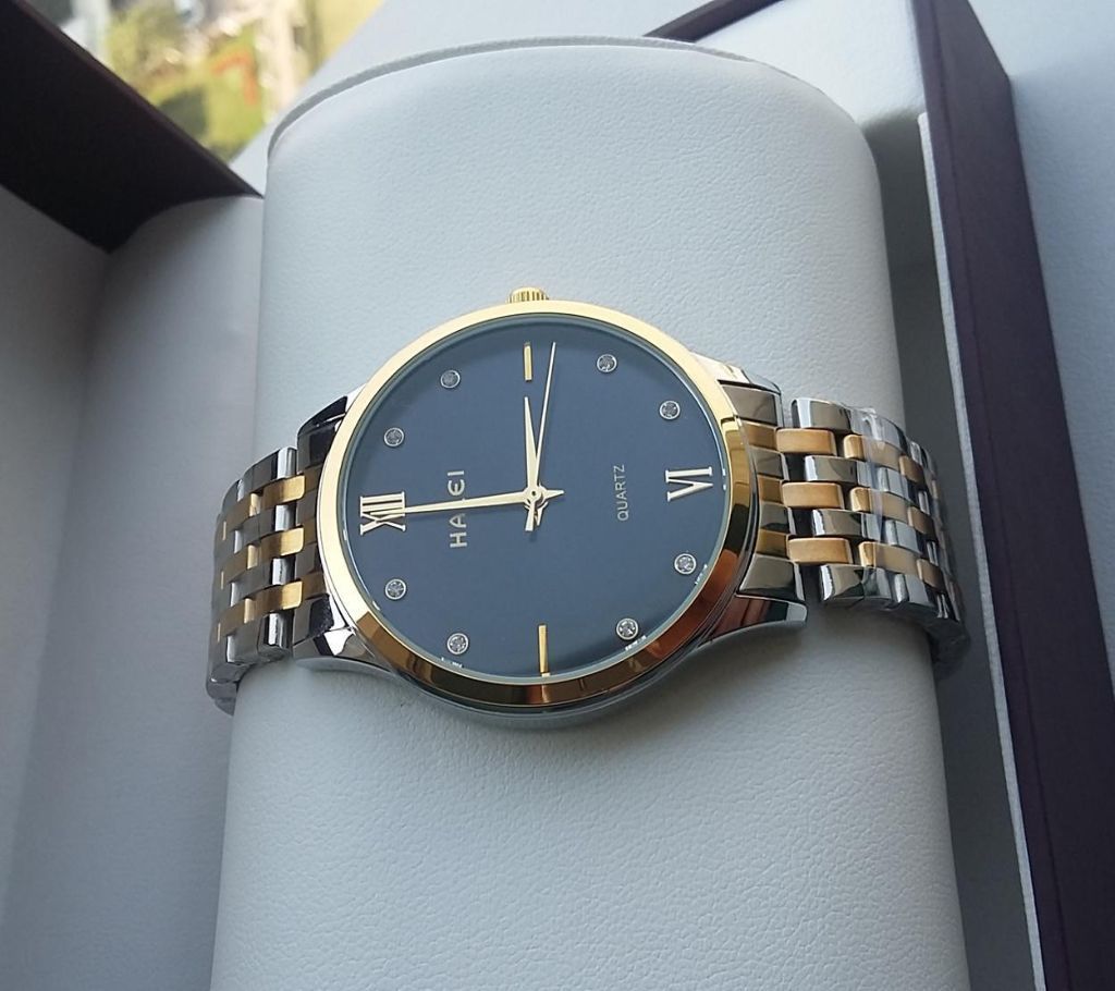 Analog Mens Luxury Watch with Luminous Hands Gold & silver Stainless Steel