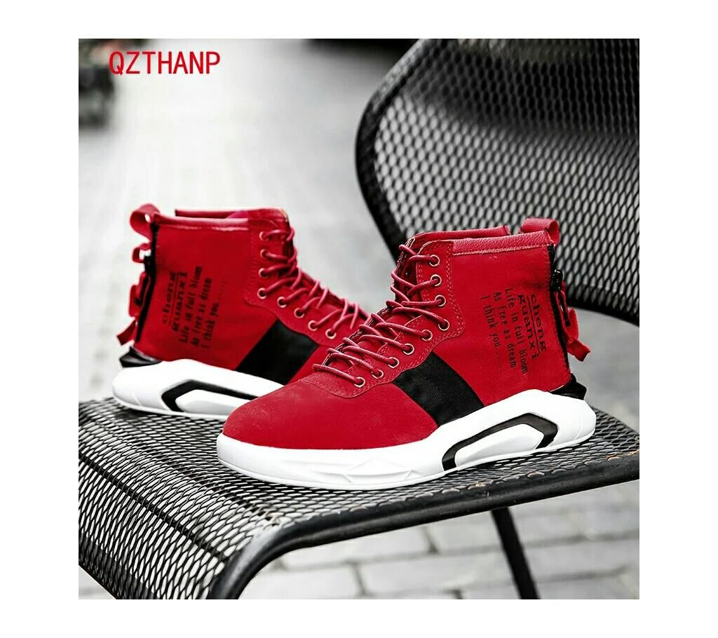 High neck sneaker