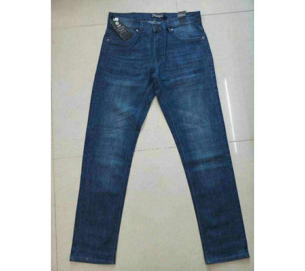 stretched jeans pant
