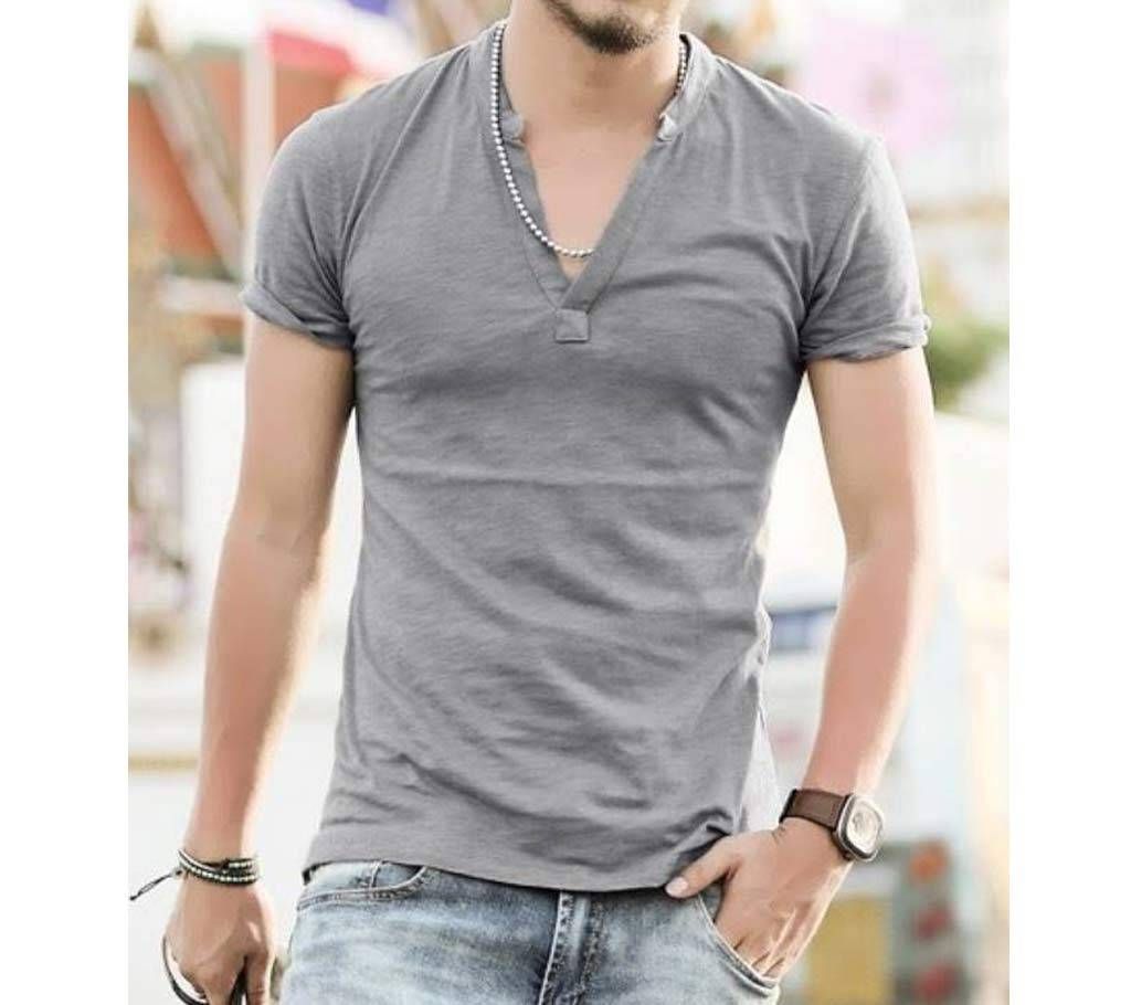 V-neck half sleeve t-shirt for men 
