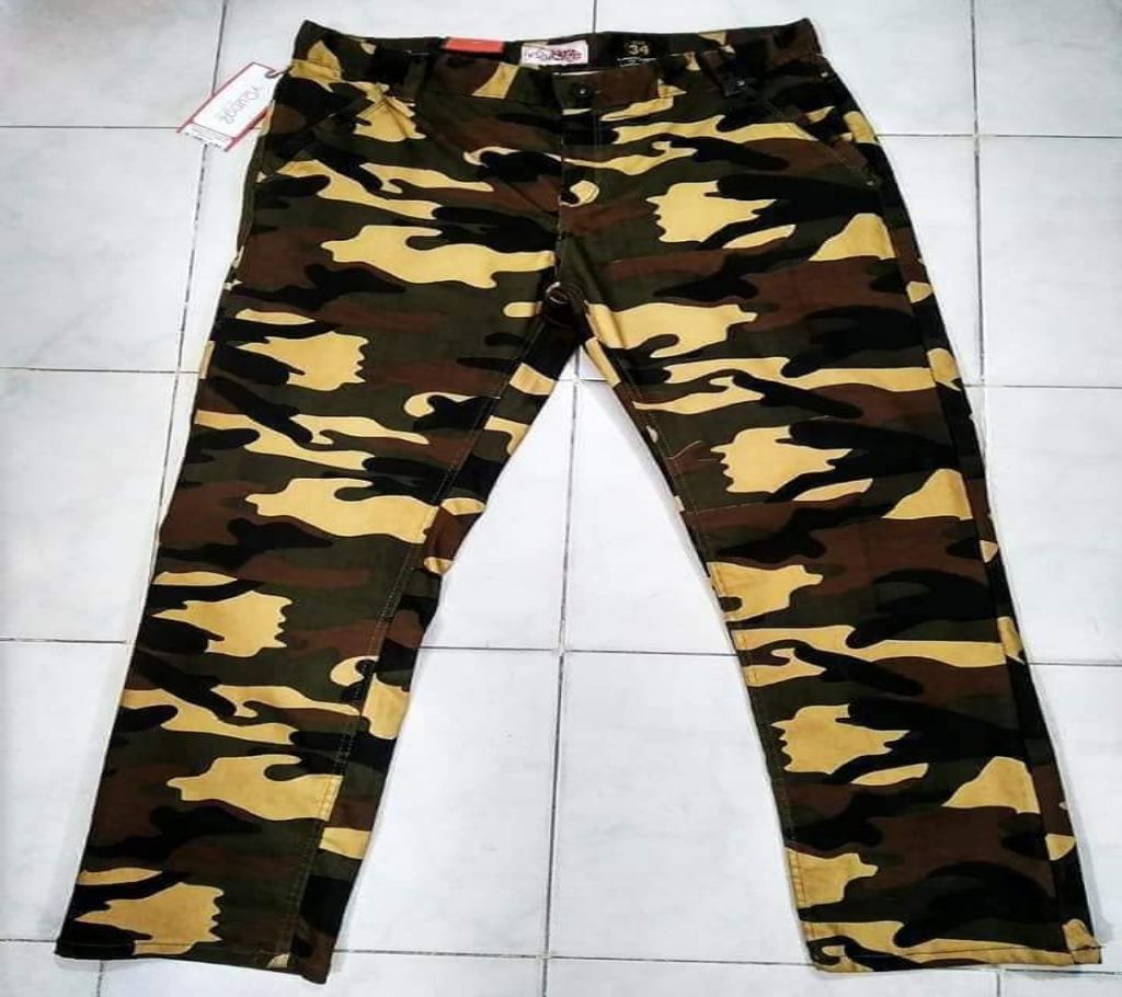 Mens camo print stretch Twill pant.