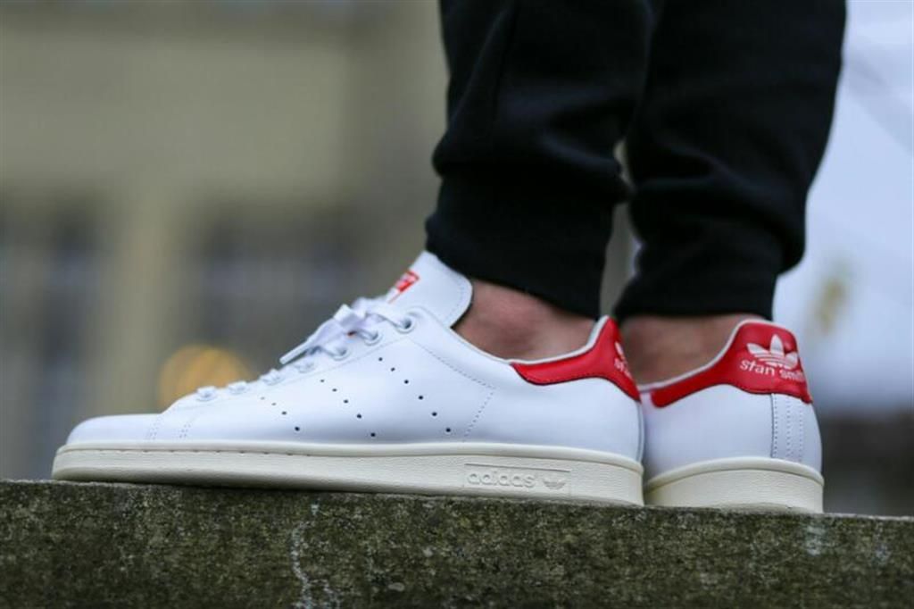  adidas white shies