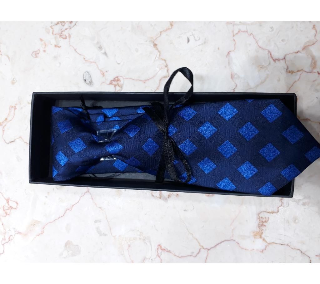 Tie