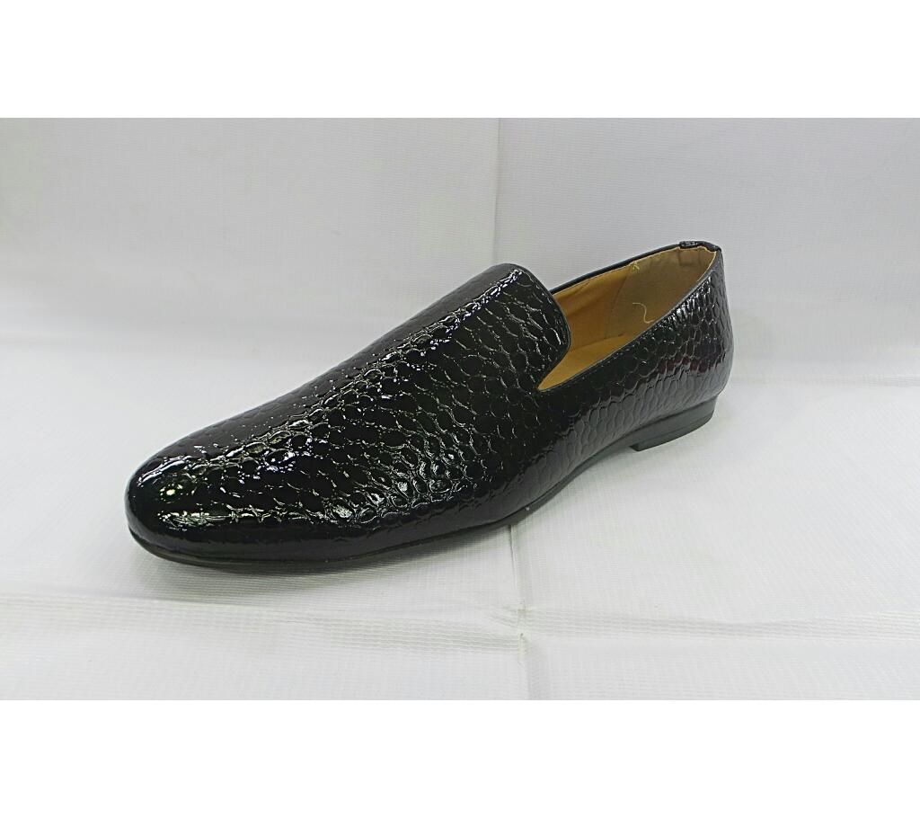 Casual Glossy Shoe For Men 
