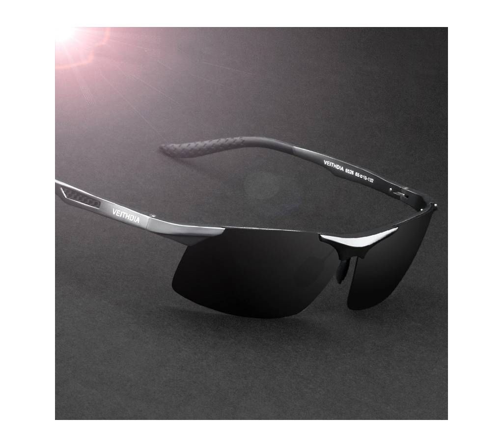Plastic Shell Framed Polarize Sunglasses For Men  